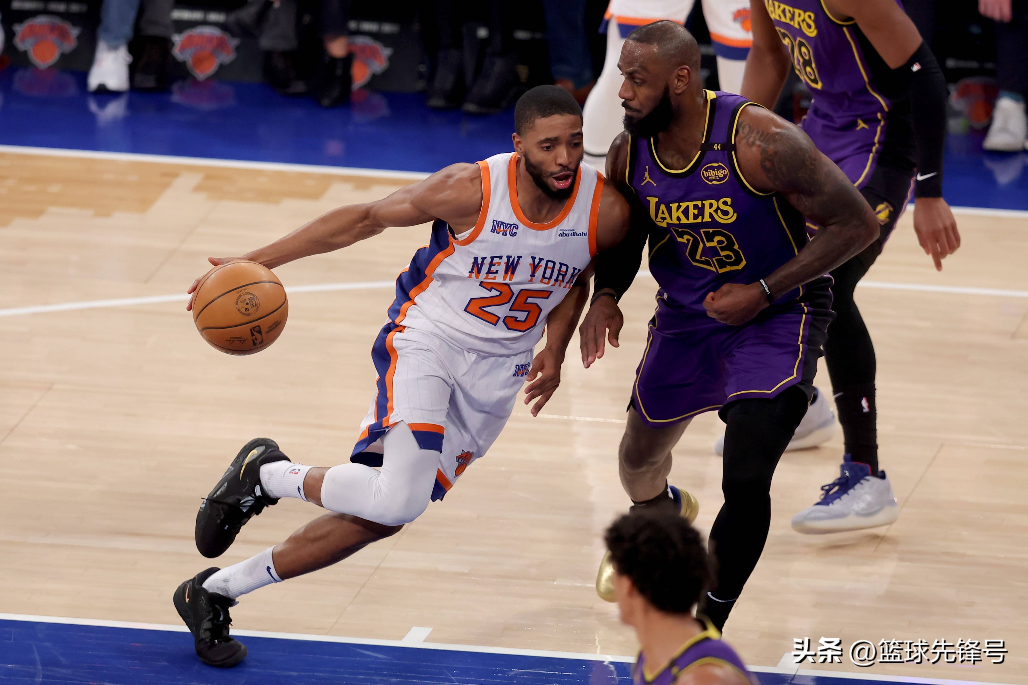 关于火箭客场力克灭鹈鹕，继续领先西部前四的信息