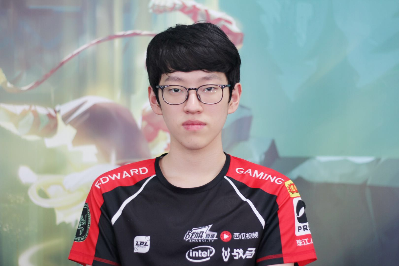 包含HKA绝杀RNG，Canyon拿下关键大龙强强对话四强赛，强势挺进下一轮的词条