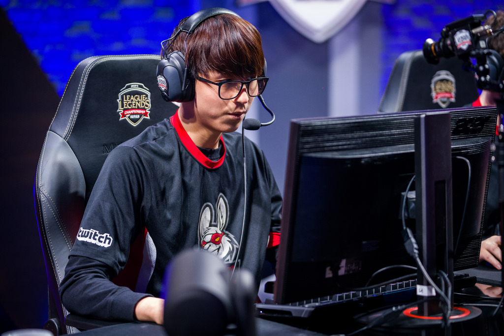 NS绝杀JDG,Hanssama极限生还后反打强强对话八强赛,技惊四座 NS绝杀JDG,Hanssama极限生还后反打强强对话八强赛,技惊四座