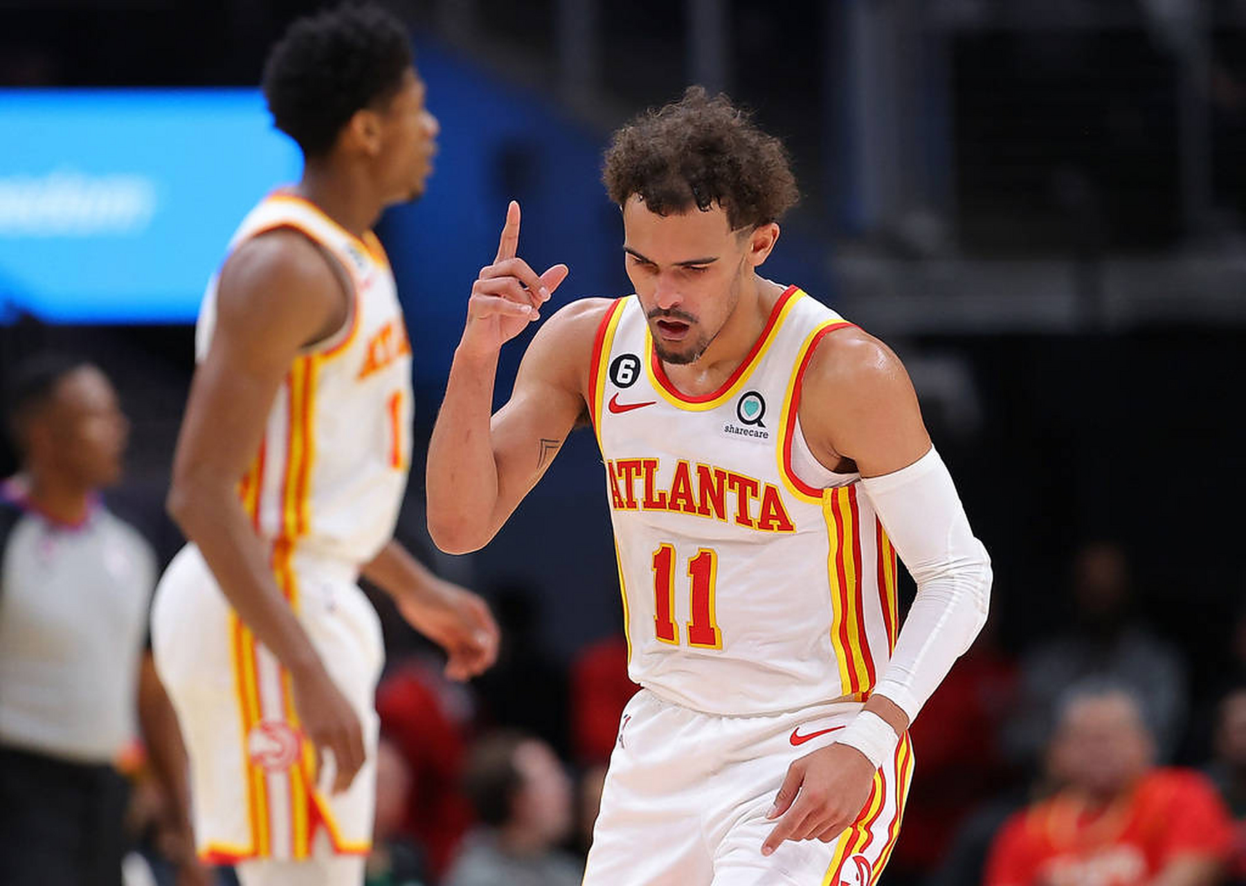 老鹰大胜凯尔特人，杨二但全场砍下34分