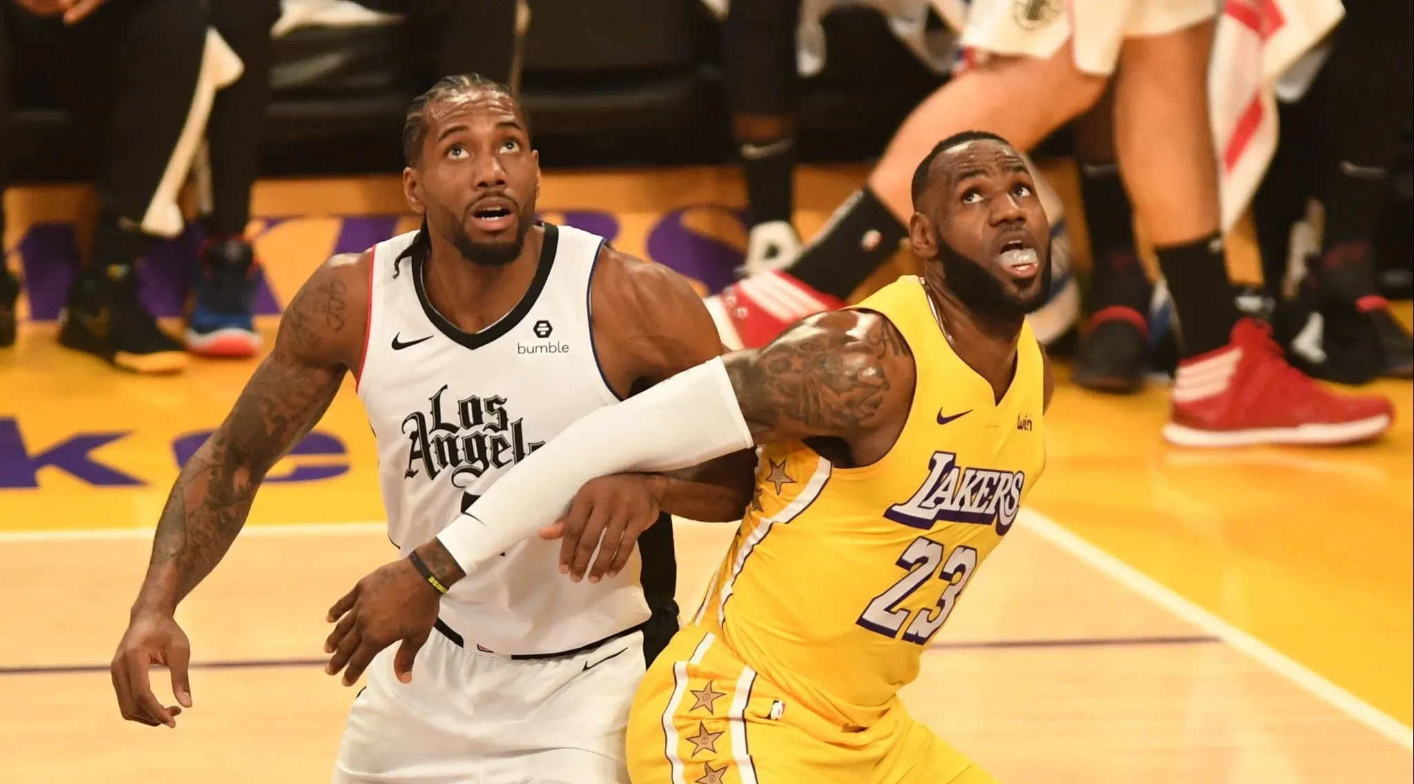 AG百家乐网页-湖人战胜鹈鹕，浓眉哥再砍30+