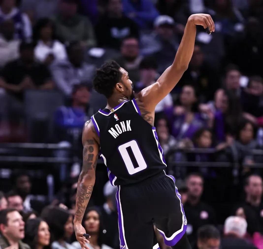 包含热火客场力克灰熊，取得三连胜的词条