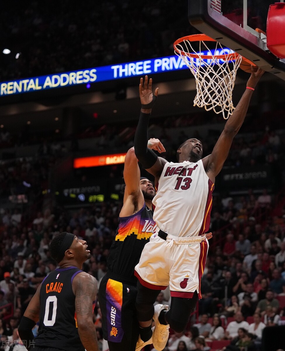 雄鹿大胜老鹰,取得七连胜 雄鹿大胜老鹰,取得七连胜