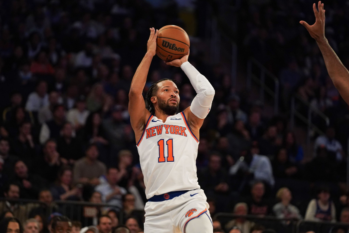 关于魔术险胜热火，布伦森刷新纪录的信息