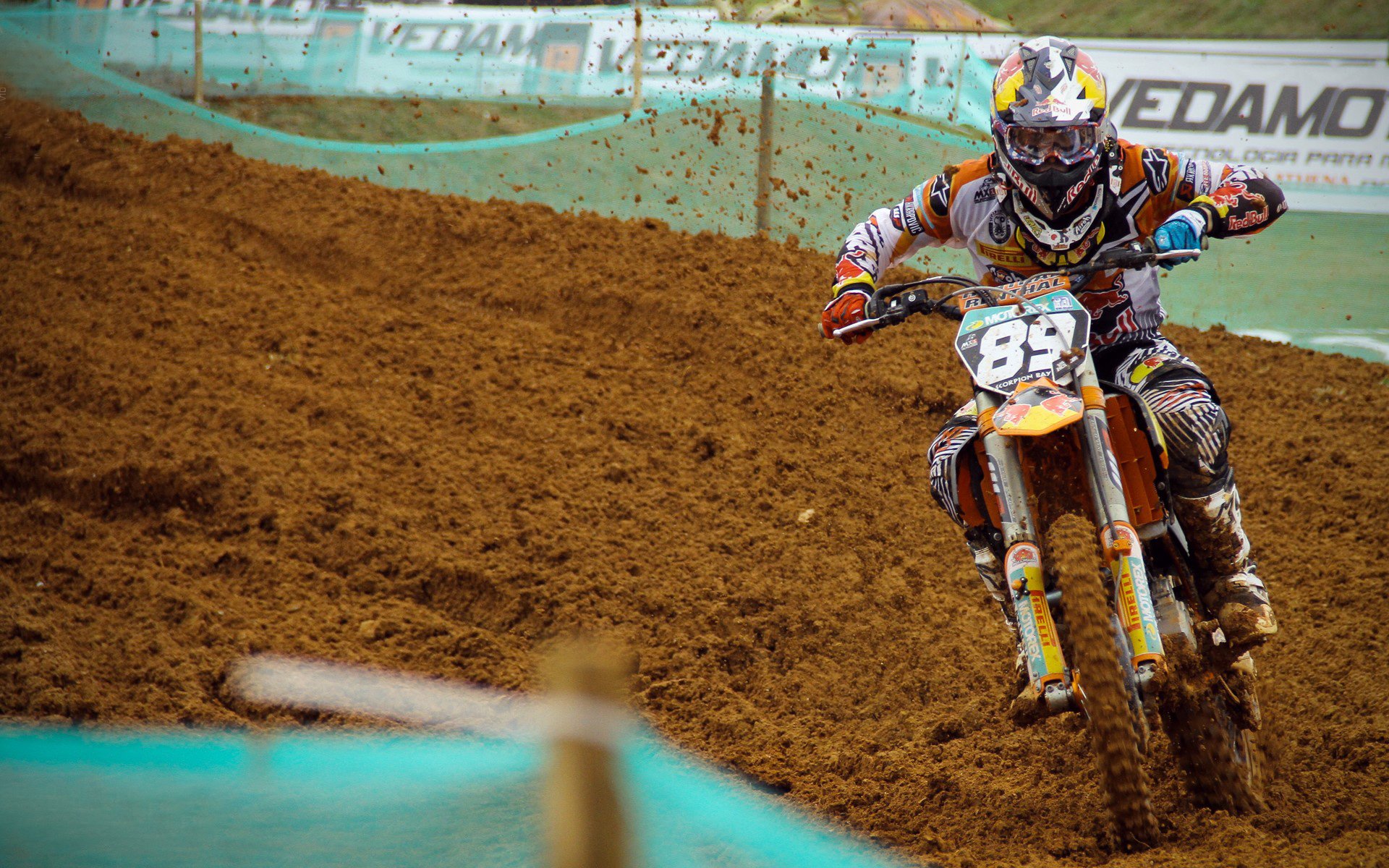 终场哨是下一个强拍，当英超争冠之夜遇上锡安节奏