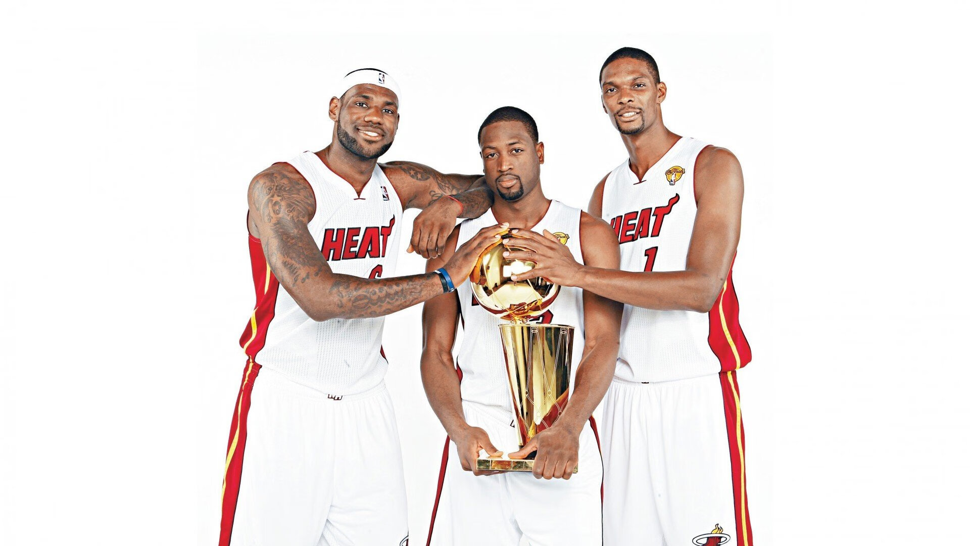 双王陨落，新皇加冕，周冠宇驾驭跃马终结红牛王朝